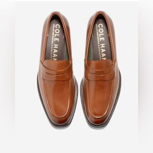 NEW/UNWORN Men’s Cole Haan Modern Classic Penny Loafers. Retail $300.